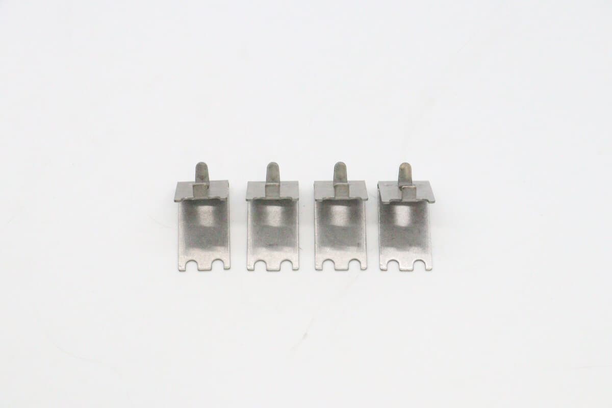 4 clips pour étagère R400/600SS